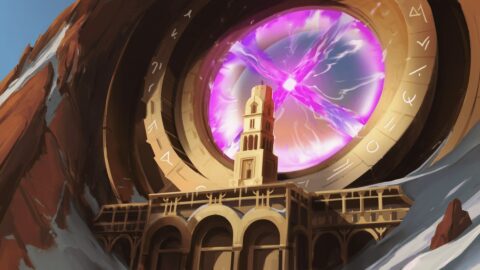 Une imposante tour d'horloge se dresse au milieu d'un paysage urbain animé, ses détails complexes étant illuminés par les rayons dorés du soleil couchant.